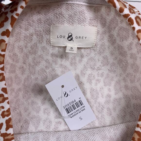 Lou & Grey Leopard Print Pullover Womens Small NWT Oversized Soft Terry Casual - Picture 5 of 8